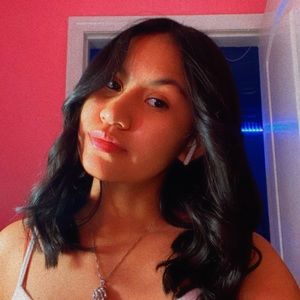 Meet your Posher, Nadia